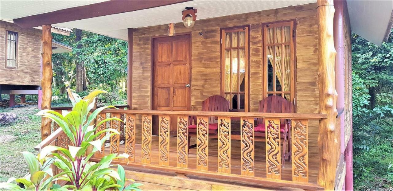 Koh Jum Coral Bay Resort מראה חיצוני תמונה