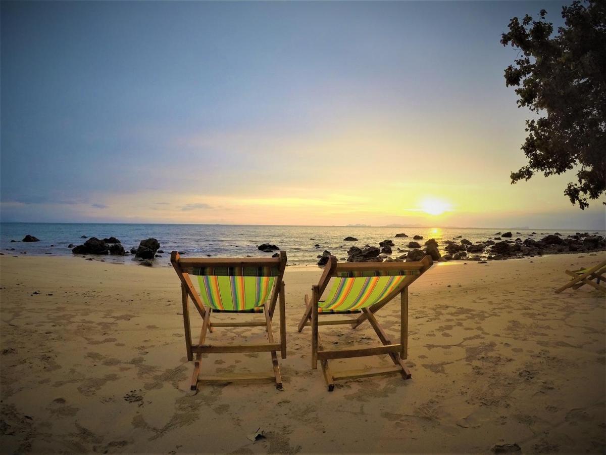 Koh Jum Coral Bay Resort מראה חיצוני תמונה