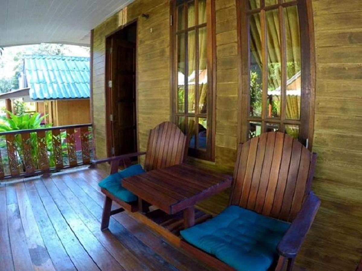 Koh Jum Coral Bay Resort מראה חיצוני תמונה