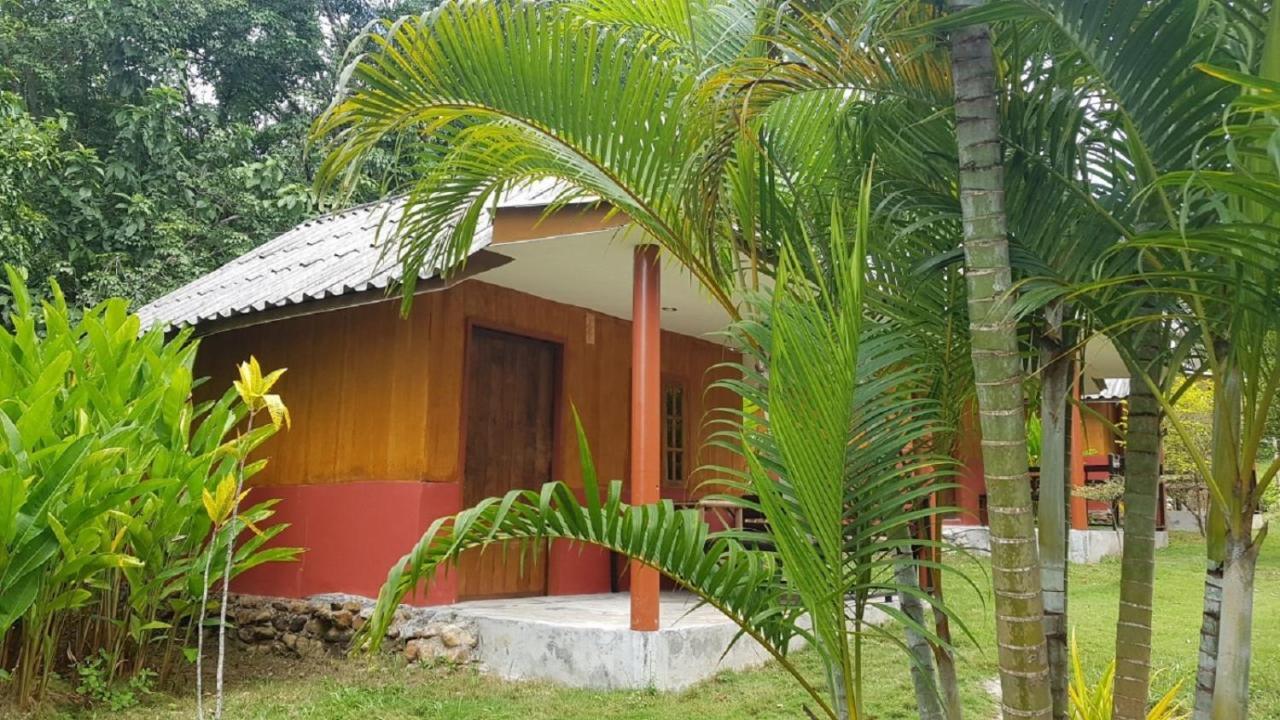 Koh Jum Coral Bay Resort מראה חיצוני תמונה