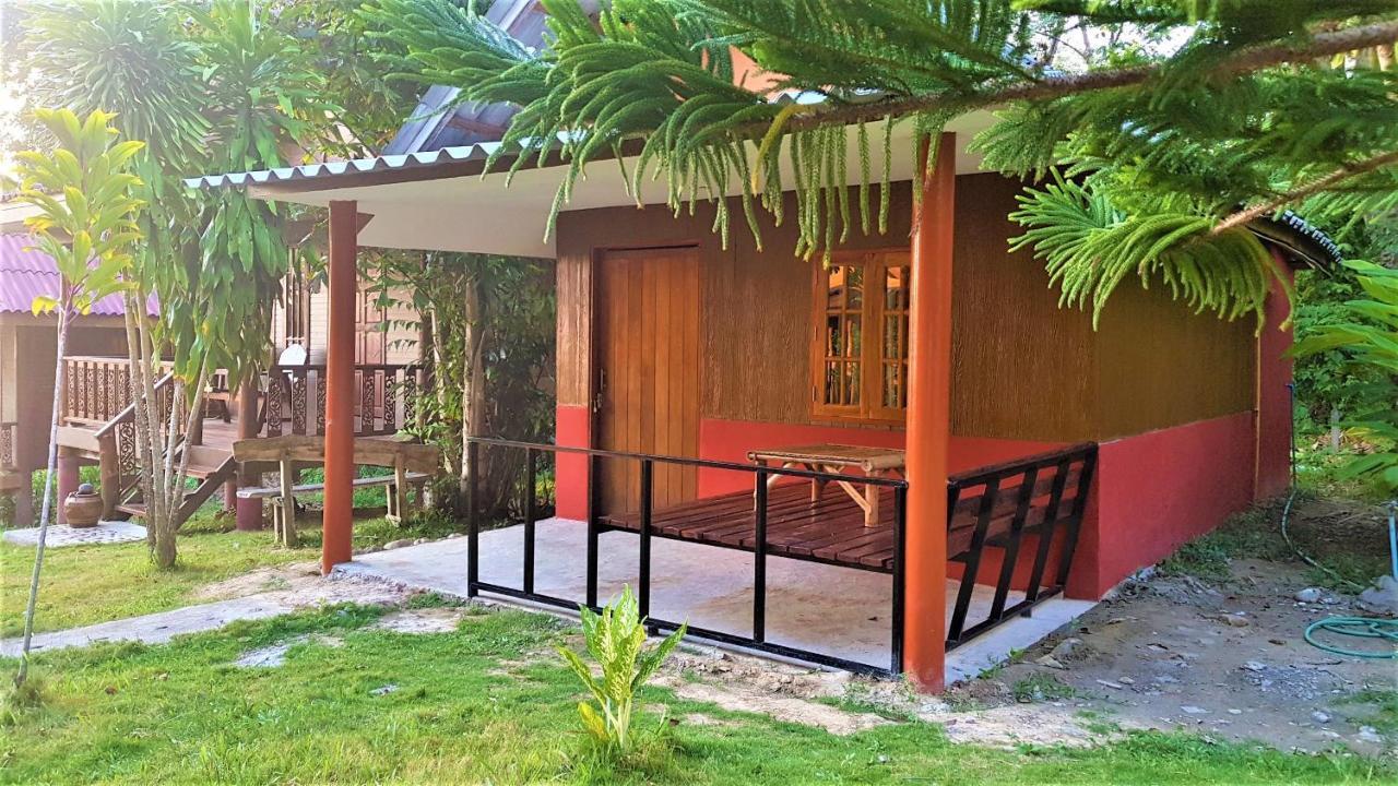 Koh Jum Coral Bay Resort מראה חיצוני תמונה